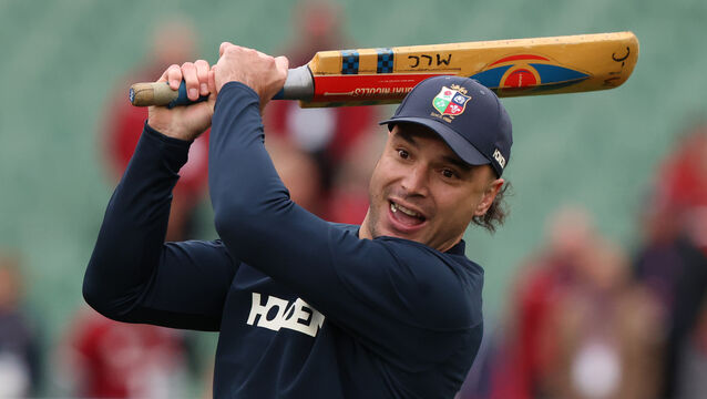 <p> HOWZAT? James Lowe gets in the swing. Pic: INPHO/Billy Stickland</p>
