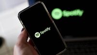 Spotify Adds Covid Notices In Effort To Stop Rogan Boycotts